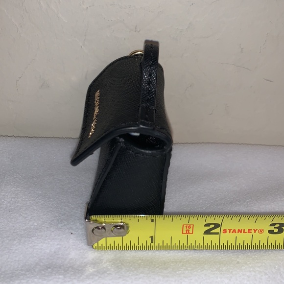 MICHAEL KORS BRAND NEW SUPER CUTE MINI CLIP ON LEATHER BAG - Picture 7 of 9